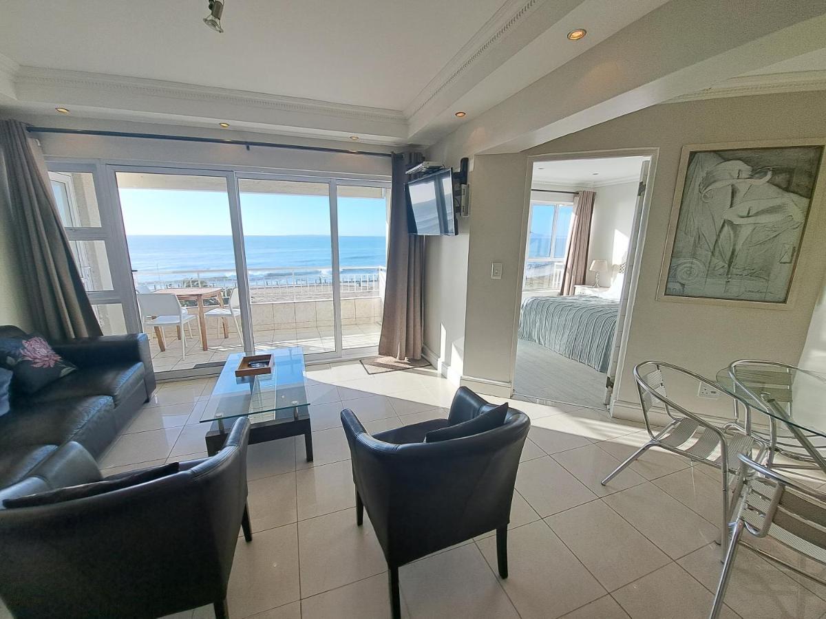 3 Bedroom Sea Facing Family Apartment Cape Town Moullie Point Exterior photo